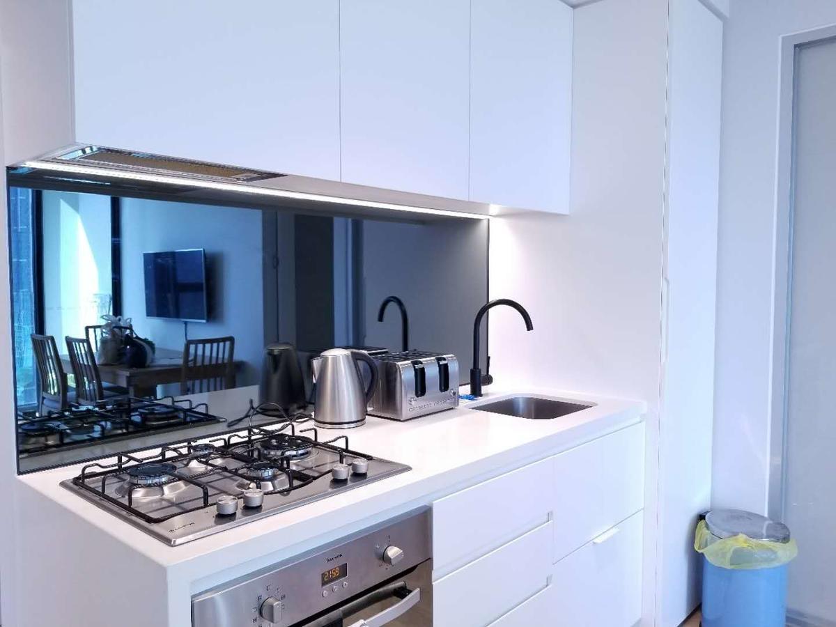 Light Tower Apartment Melbourne Eksteriør bilde